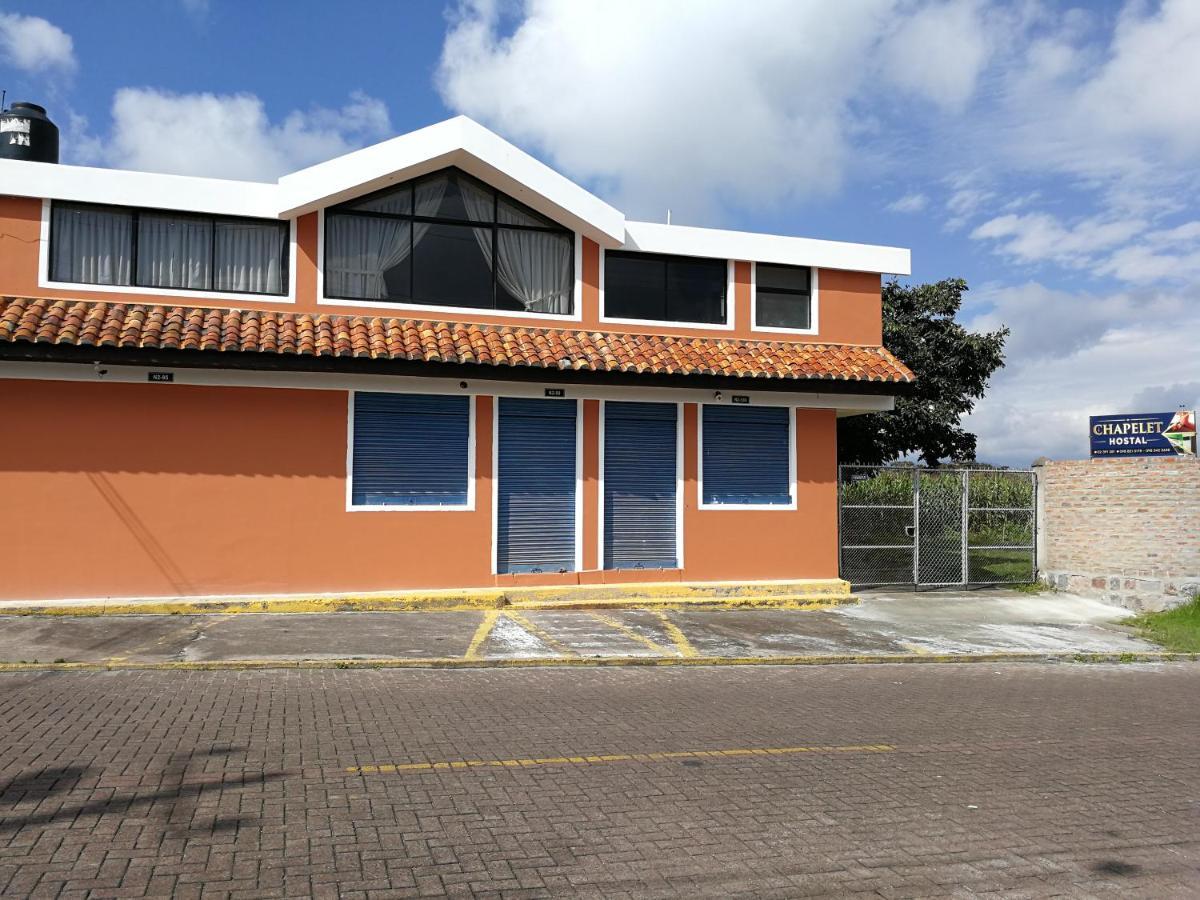 Chapelet Hostal Tababela Buitenkant foto